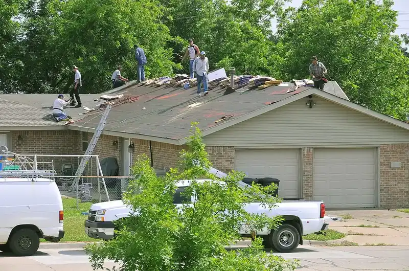Roofing service area - Moore